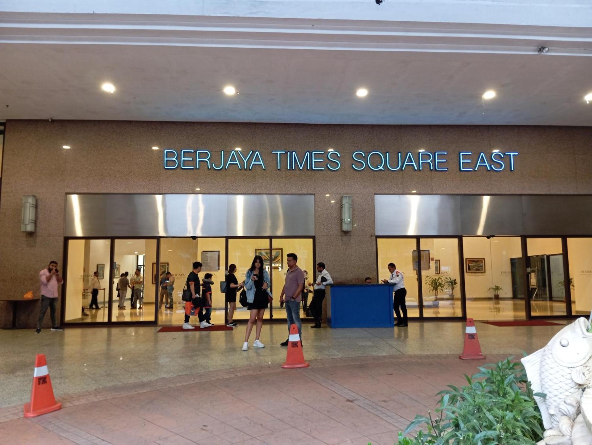 Vacation Times Square Kl Pangsapuri *